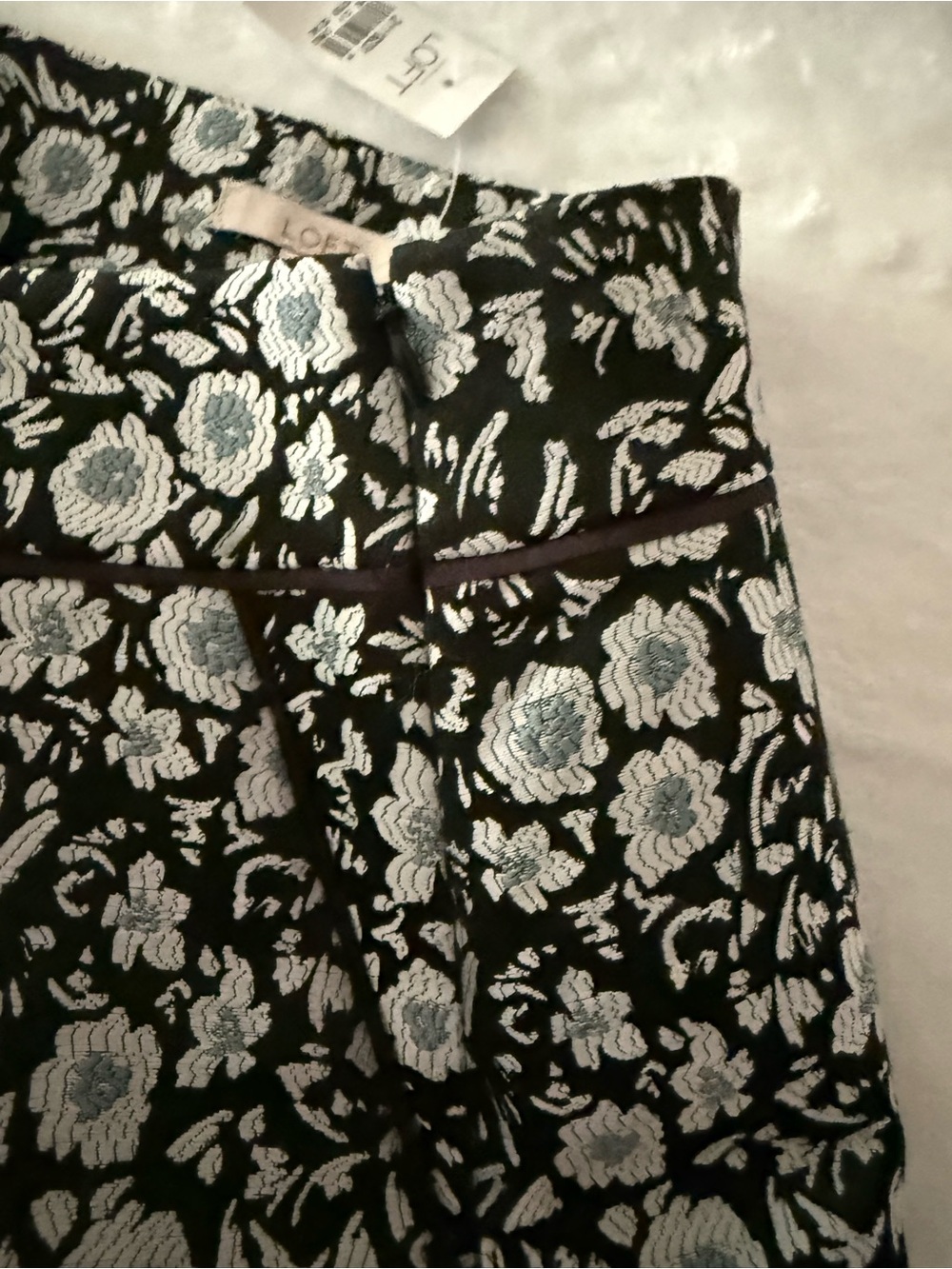 New Ann Taylor Loft Silver Metallic Blue Jacquard Floral Skirt 4 nwt - Picture 3 of 5